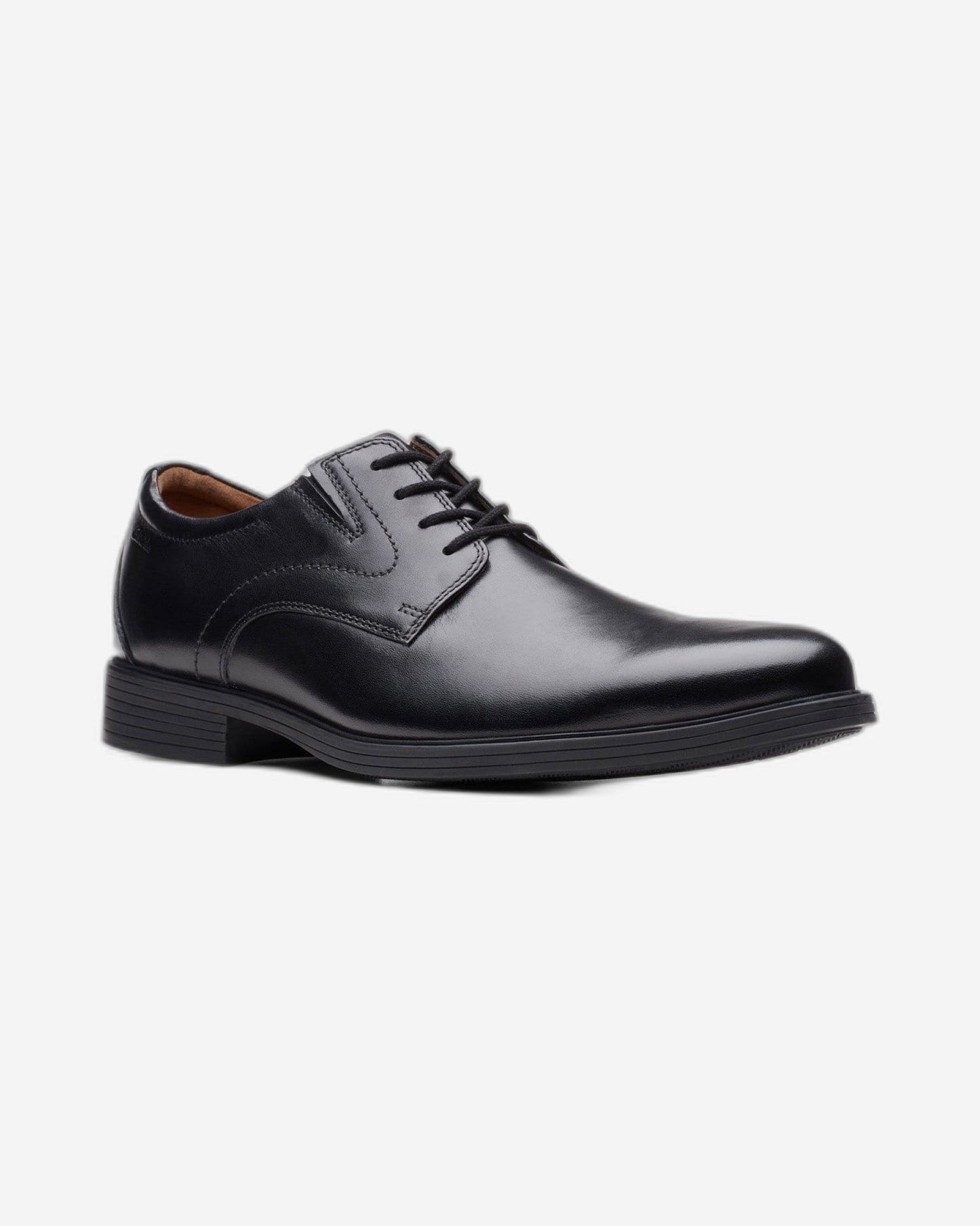 Clarks Whiddon Plain Shoes (Wide Fit)