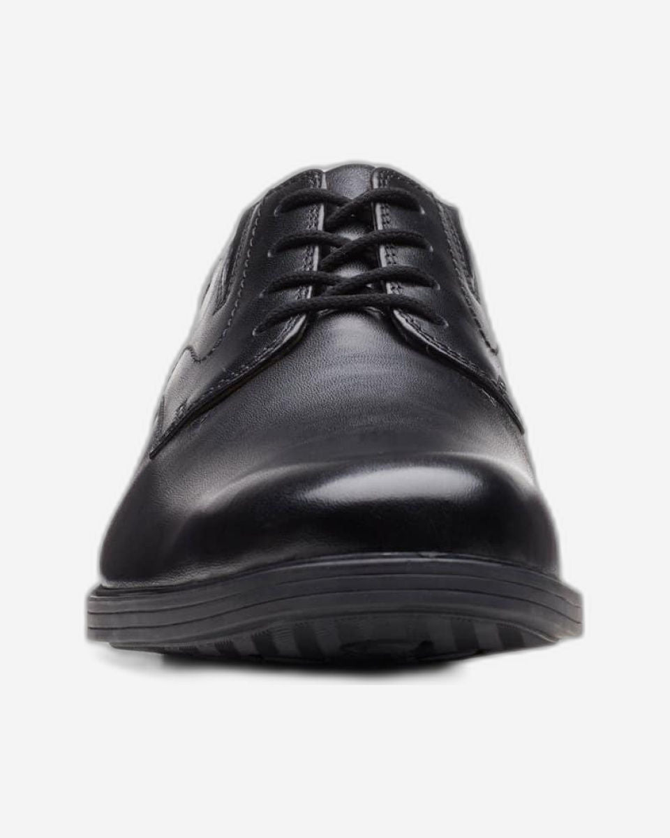 Clarks Whiddon Plain Shoes (Standard Fit)