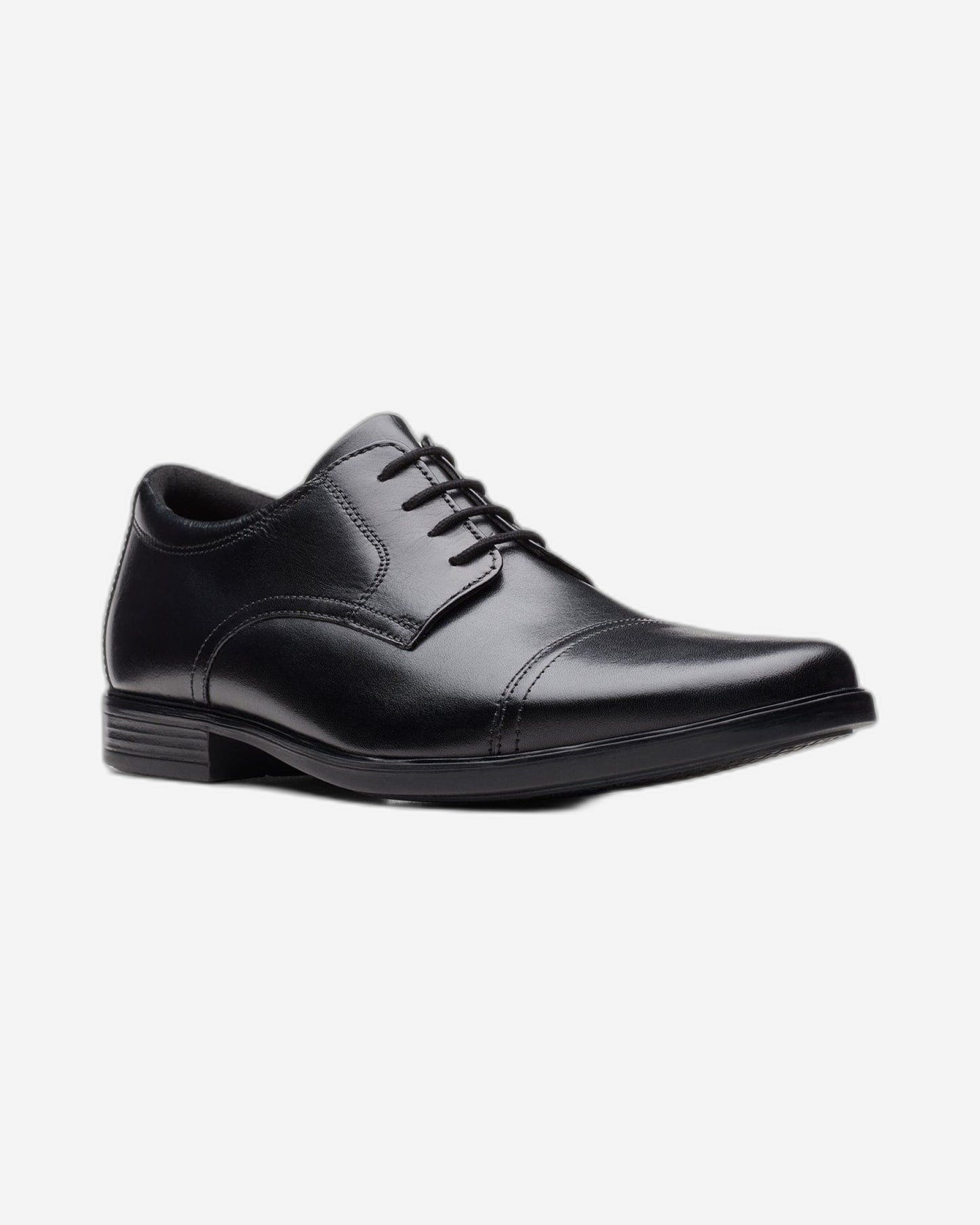 Clarks Howard Cap Shoes (Wide Fit)