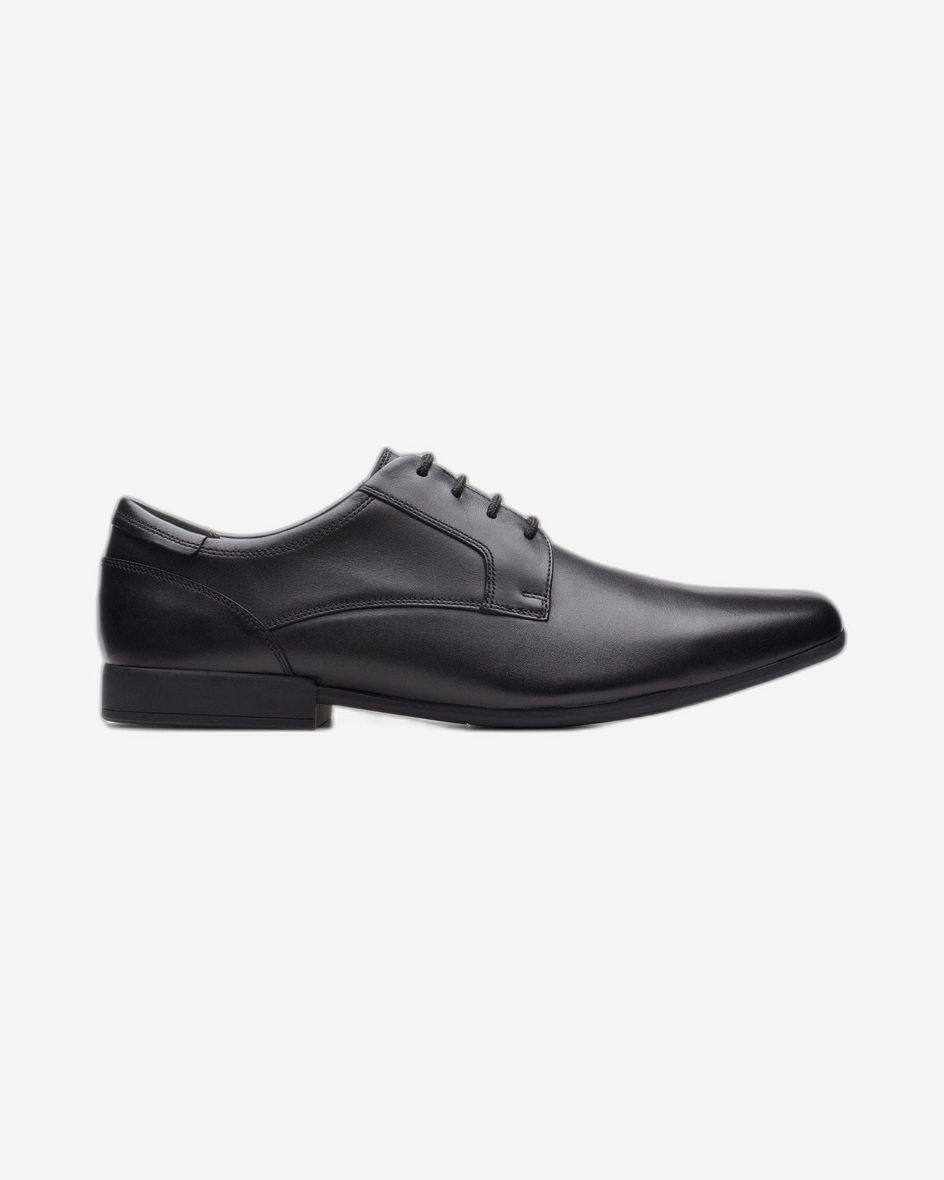 Buy Clarks Sidton Lace Shoes (Standard Fit) Online in UAE | Jashanmal