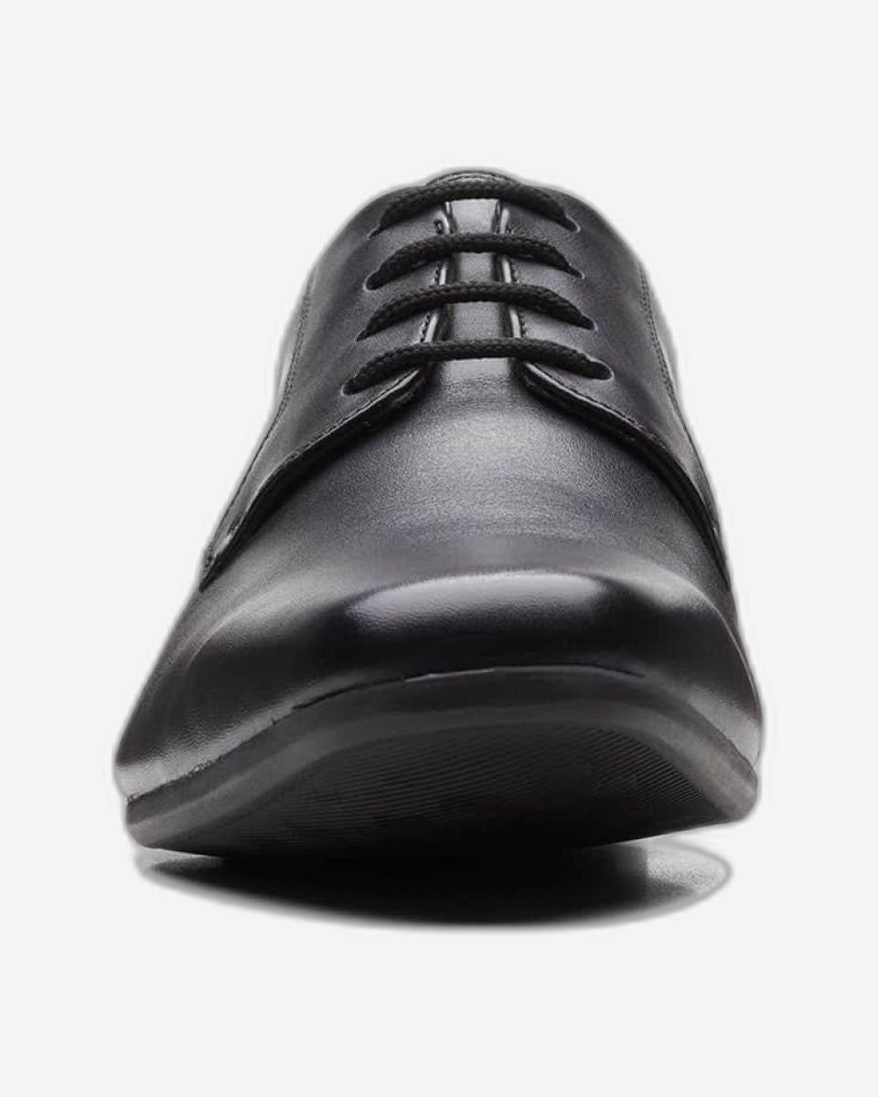 Buy Clarks Sidton Lace Shoes (Standard Fit) Online in UAE | Jashanmal