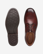 Clarks Un Hugh Lace Shoes (Standard Fit)