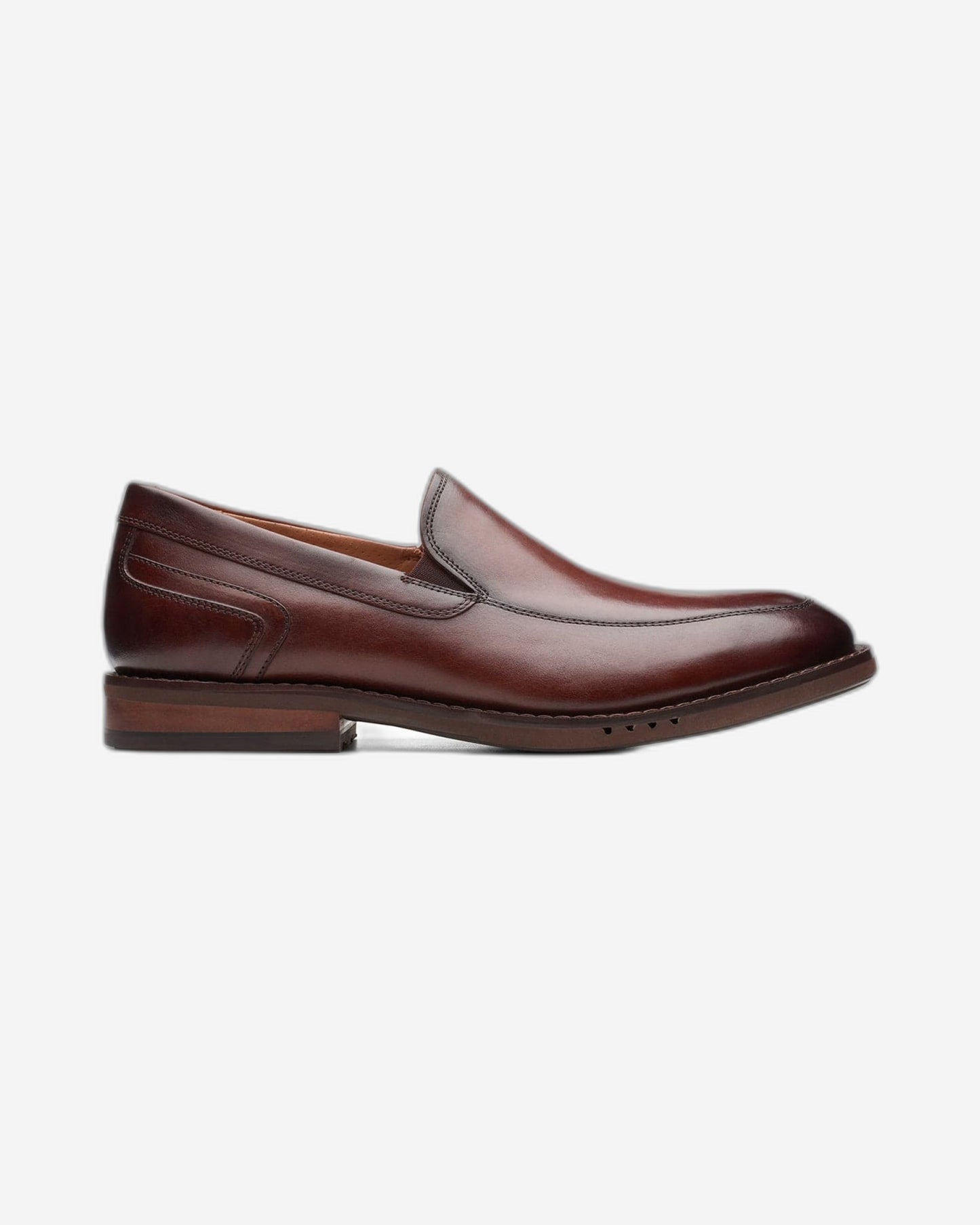 Clarks Un Hugh Step Shoes (Standard Fit)