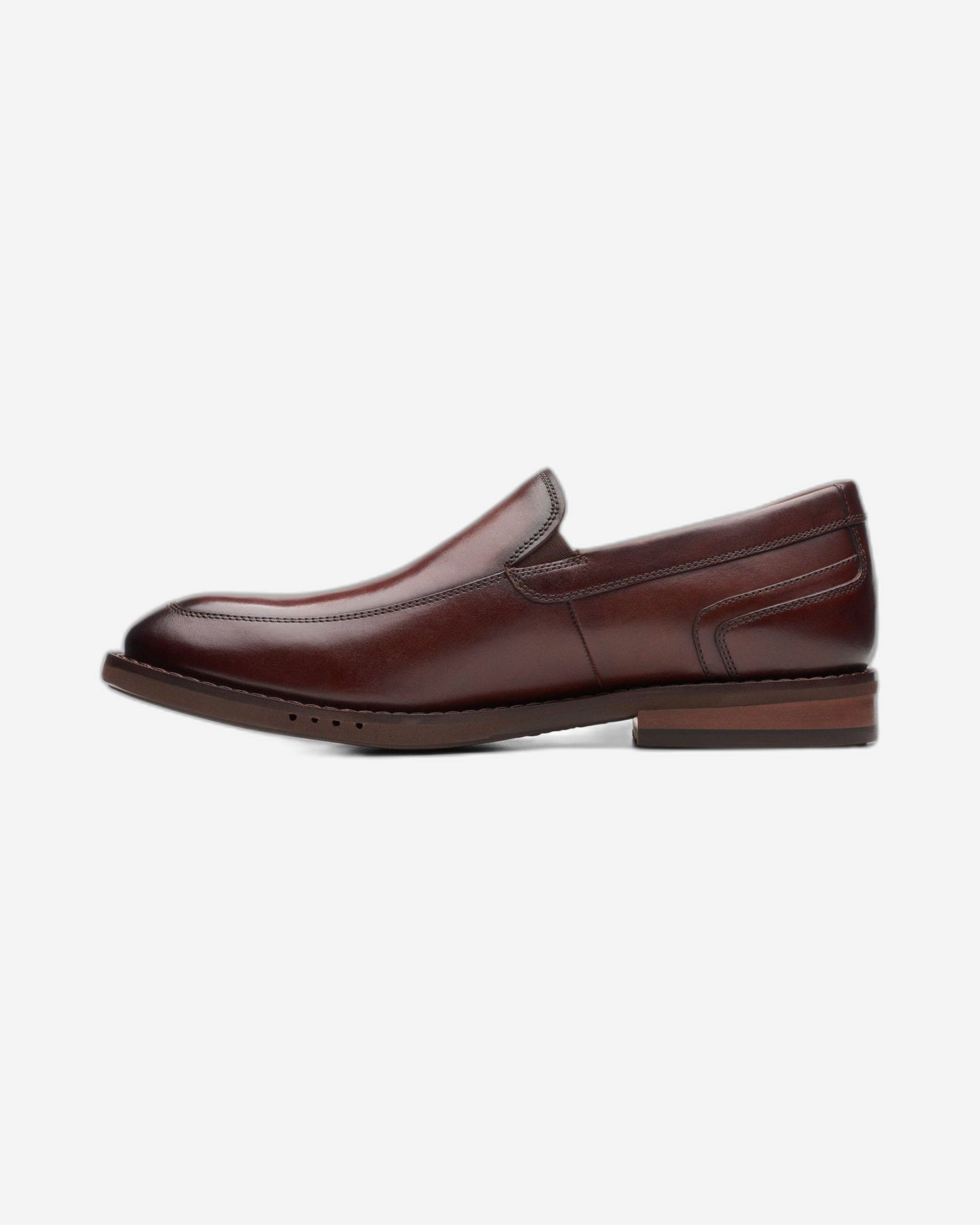 Clarks Un Hugh Step Shoes (Standard Fit)