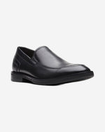 Clarks Un Hugh Step Shoes (Standard Fit)