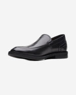 Clarks Un Hugh Step Shoes (Standard Fit)