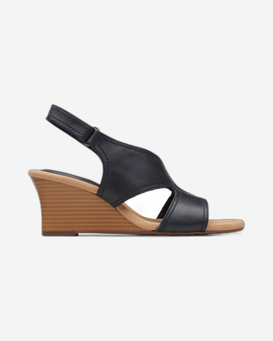 Clarks Kyarra Aster Sandals (Standard Fit)