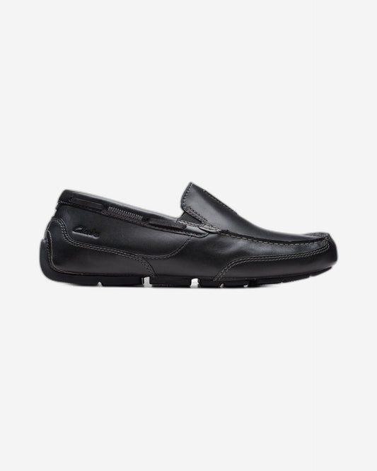 Clarks Markman Seam Shoes (Standard Fit)