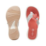 Clarks Girls Brinkley Arla Kid. (Standard Fit)