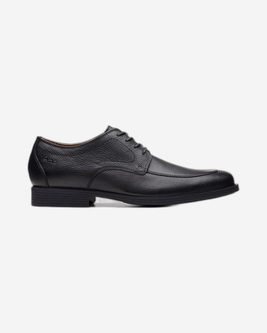 Clarks Whiddon Apron Shoes (Standard Fit)