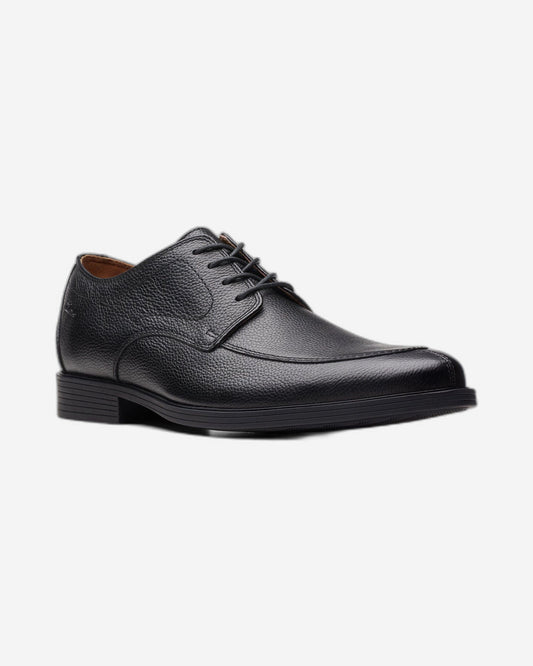 Clarks Whiddon Apron Shoes (Standard Fit)