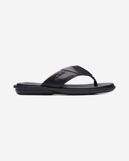 Clarks Penryn Post Sandals (Standard Fit)