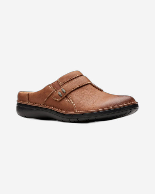 Clarks Un Loop Ease Shoes (Standard Fit)