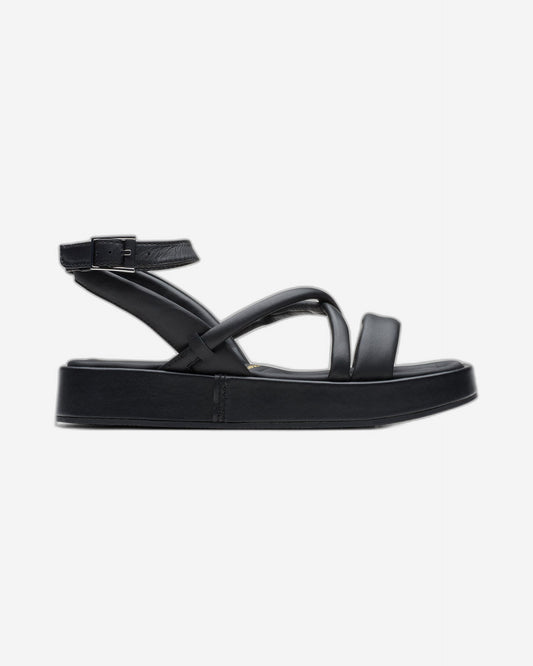 Clarks Women Alda Cross (Standard Fit)