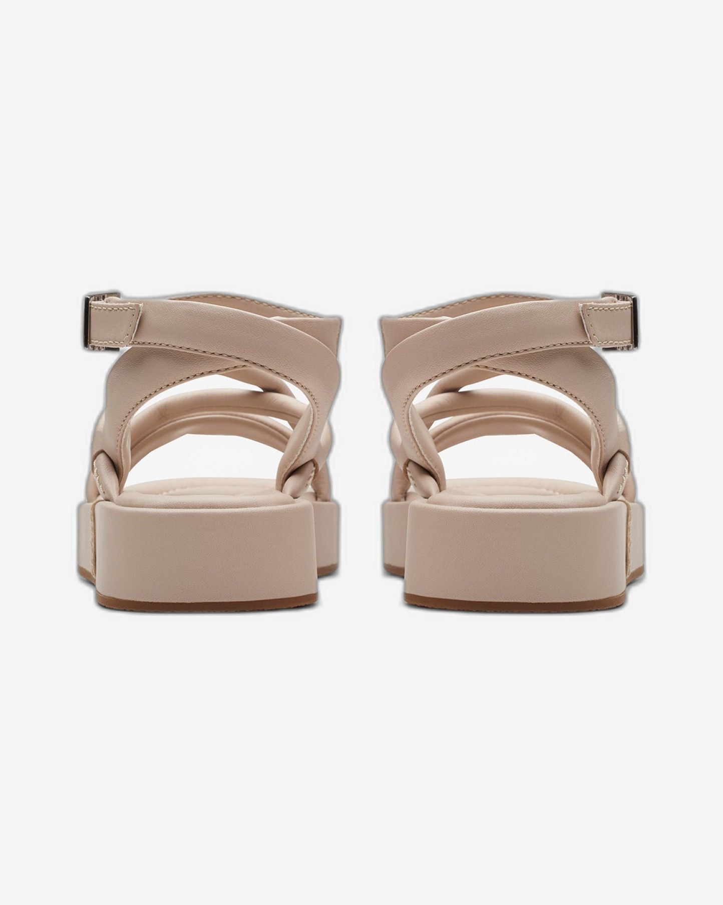 Clarks Women Alda Cross (Standard Fit)