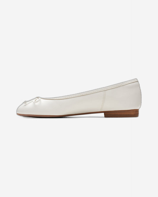 Clarks Women Fawna Lily (Standard Fit)