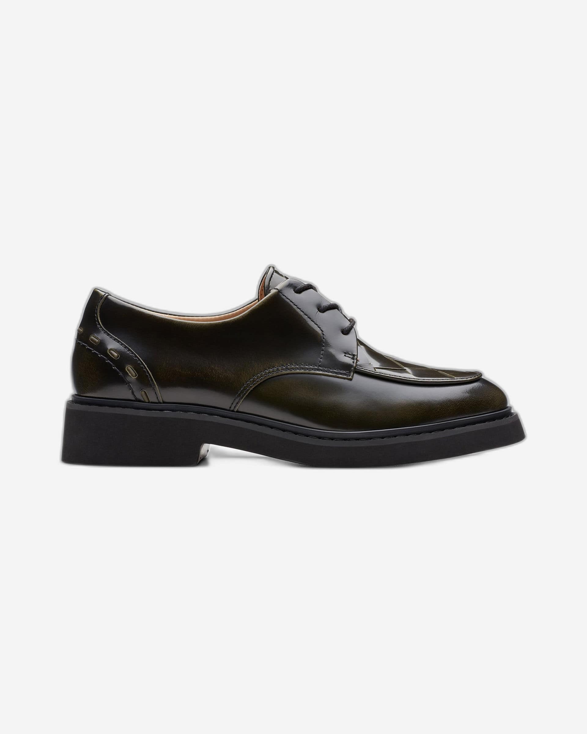 Buy Clarks Splend Weave (Standard Fit) Online in UAE | Jashanmal
