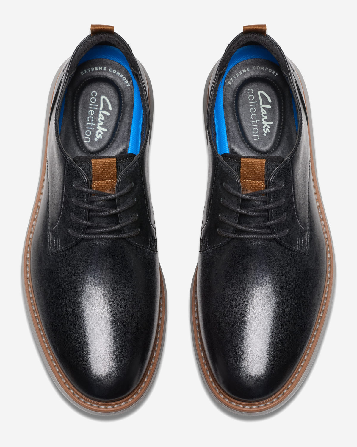 Clarks Brantin Plain (Wide Fit)