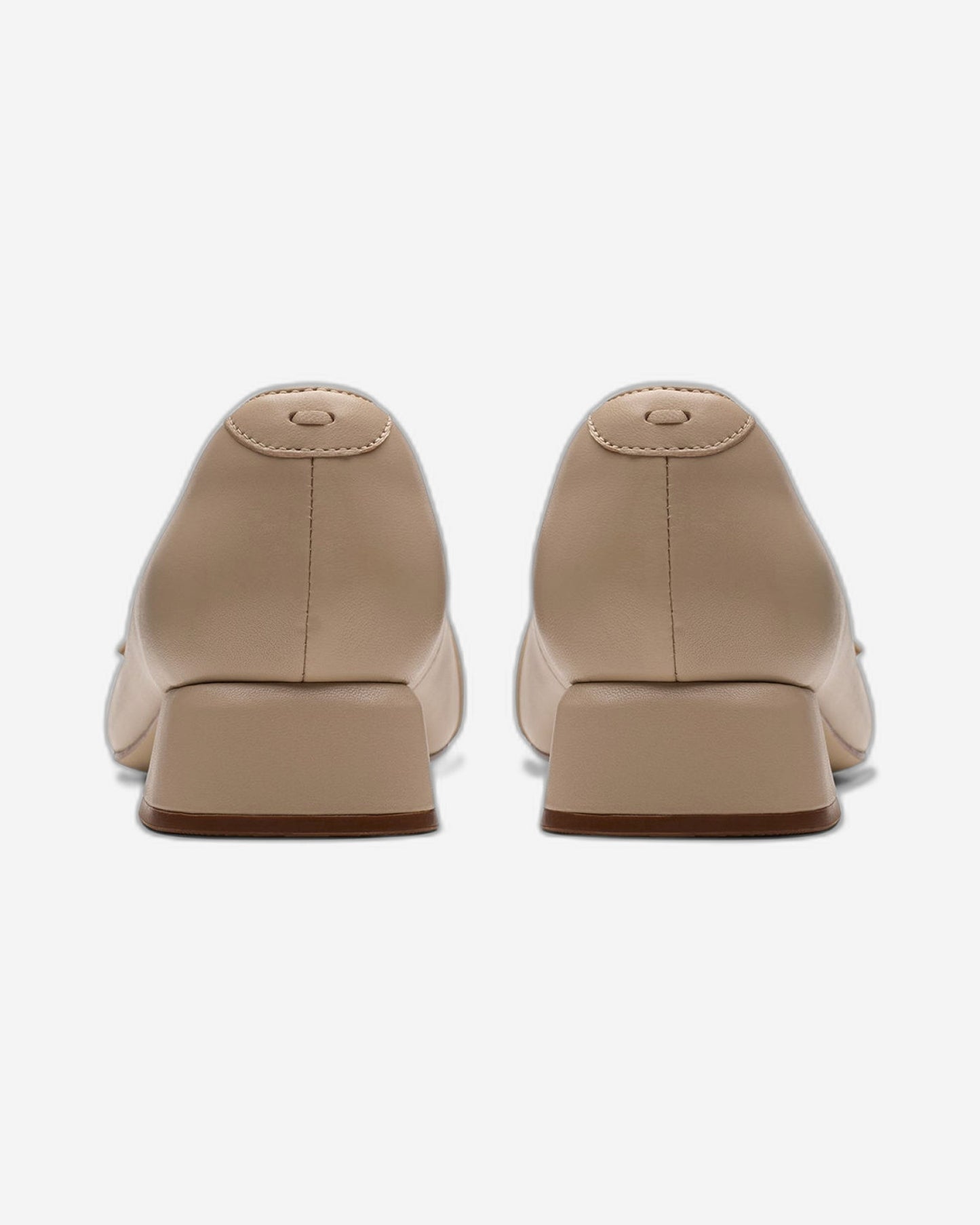 Clarks Daiss 30 Court (Standard Fit)