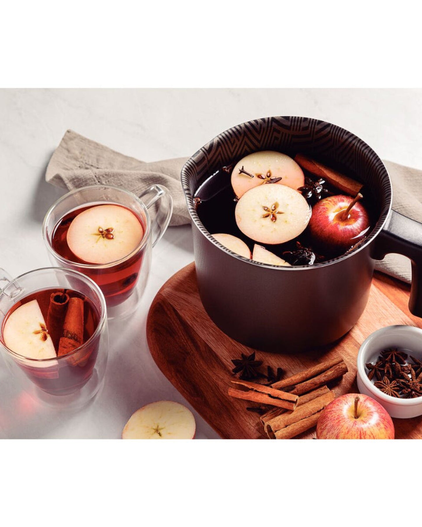 Tramontina Paris Aluminum Milk Boiler with Interior and Exterior Starflon Max Lead Nonstick Coating, 16 cm 2,7 L