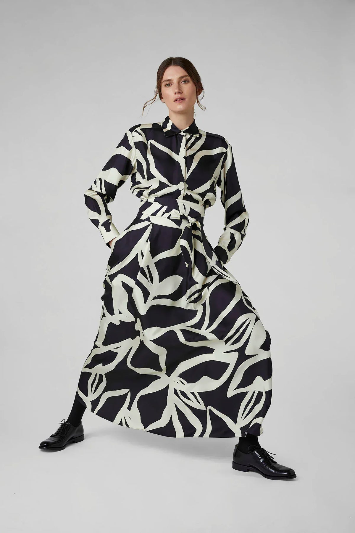 Gail Silk Twill Printed Shirt in Black