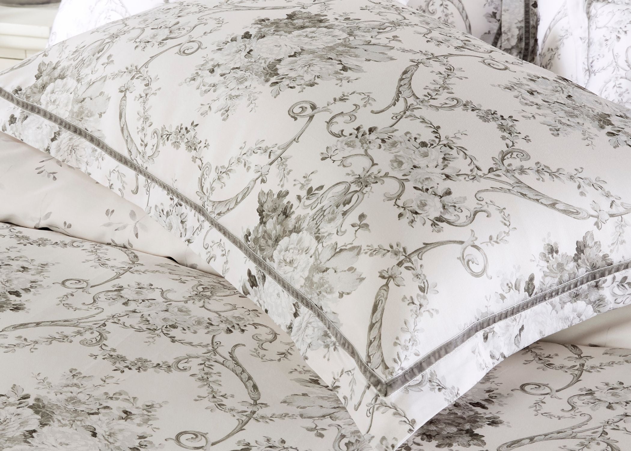 Christy "Paris" Comforter - Sheet Sets