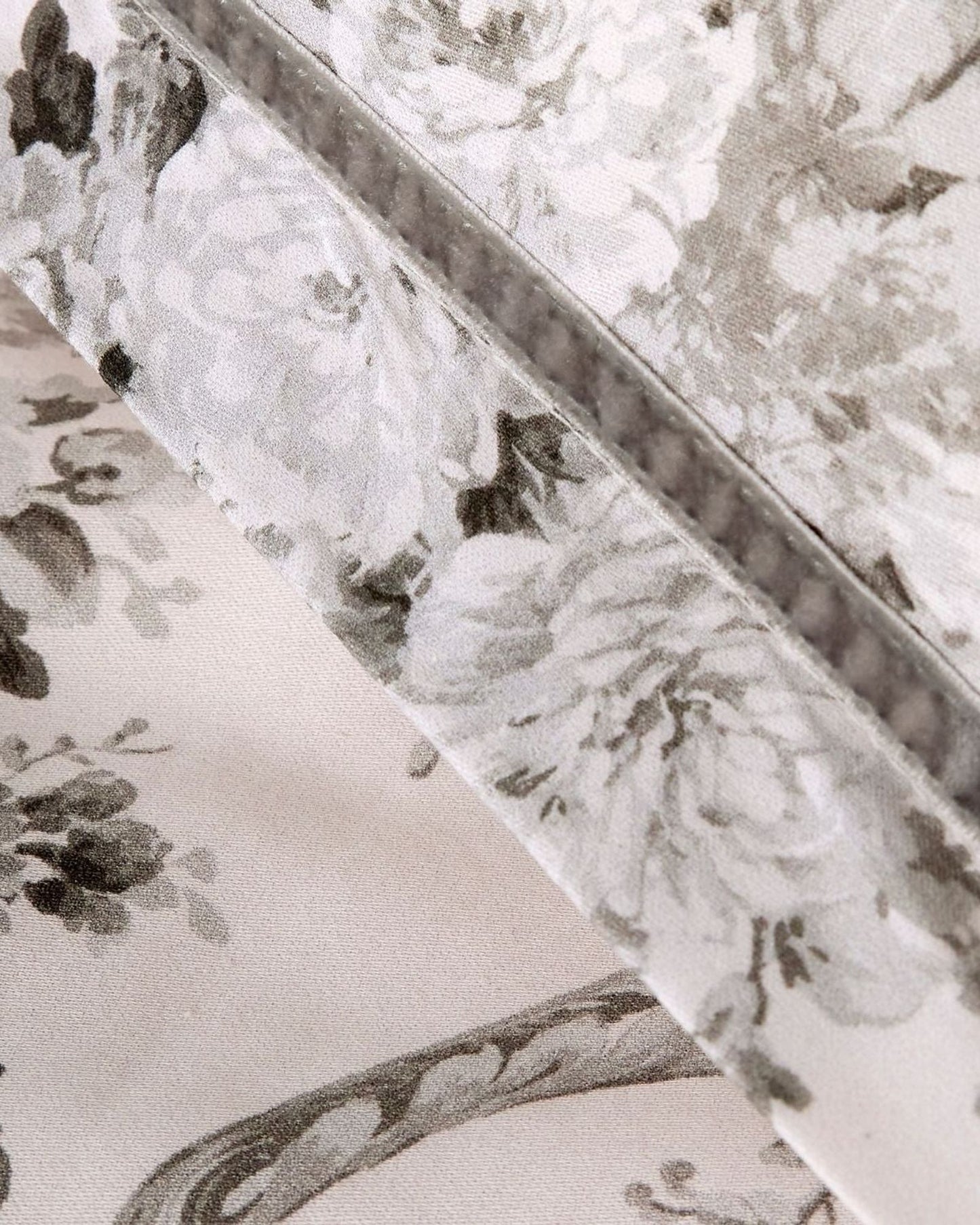 Christy Paris Duvet Cover Sets in Silver