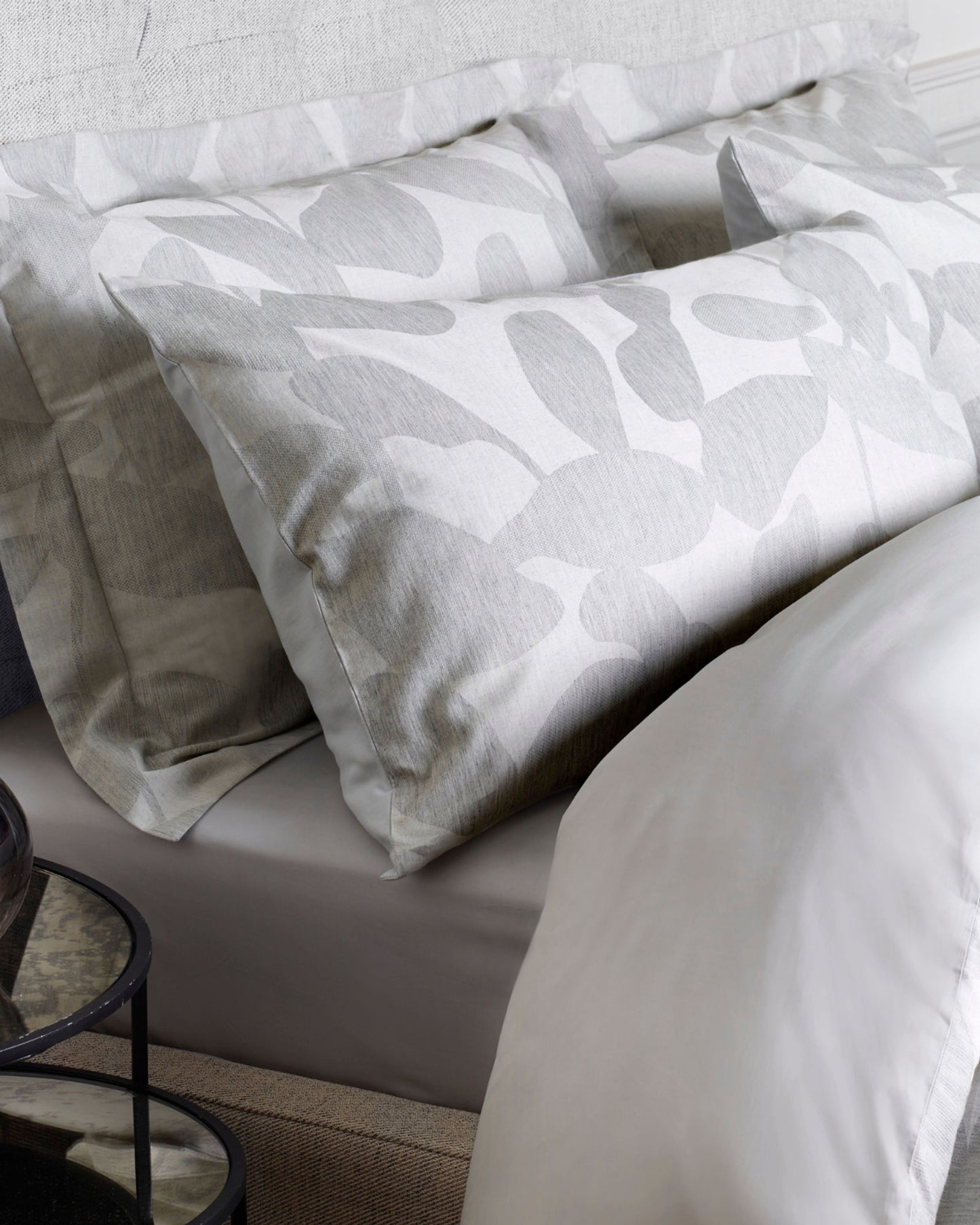 Jasper Conran "Abstract Leaf" Duvet Cover Set in Melange Grey