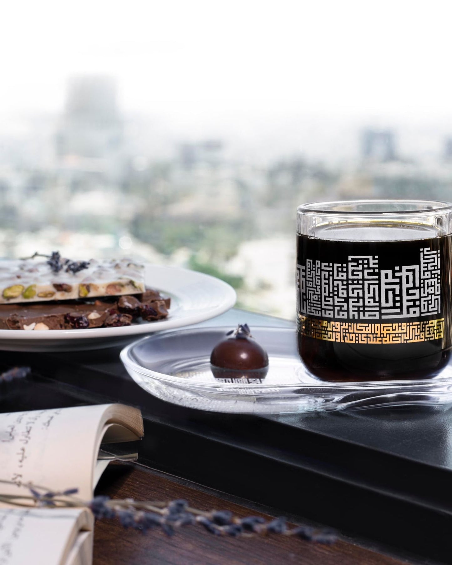 Dimlaj Abraj Set of 2 Pcs Mug and Saucer (Gold)