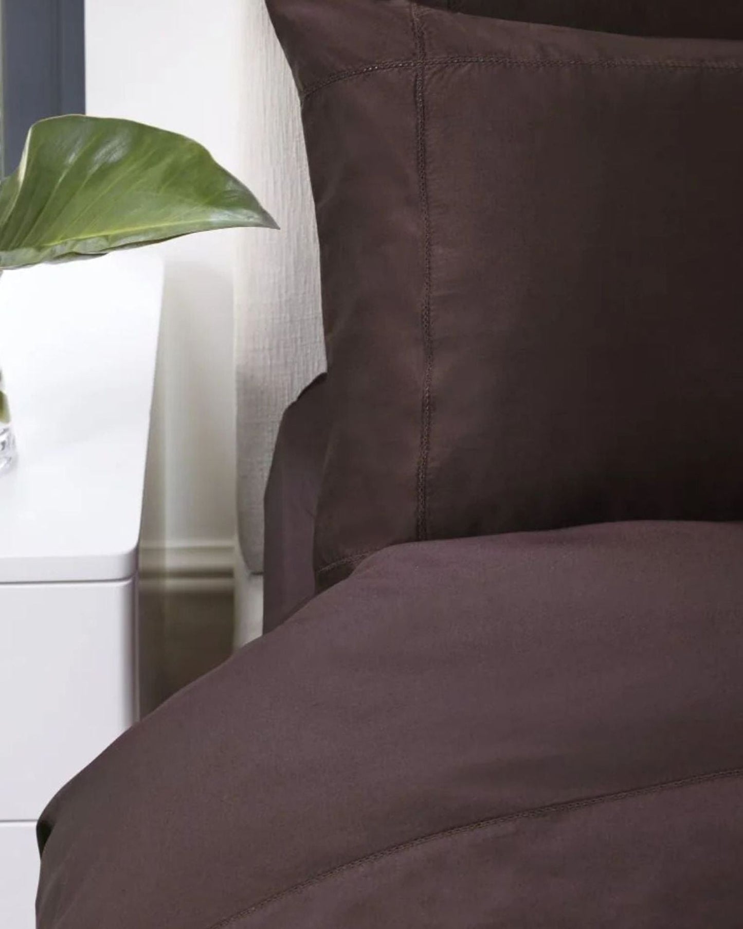 Jasper Conran "500 Thread Count Supima" Duvet Cover in Chocolate