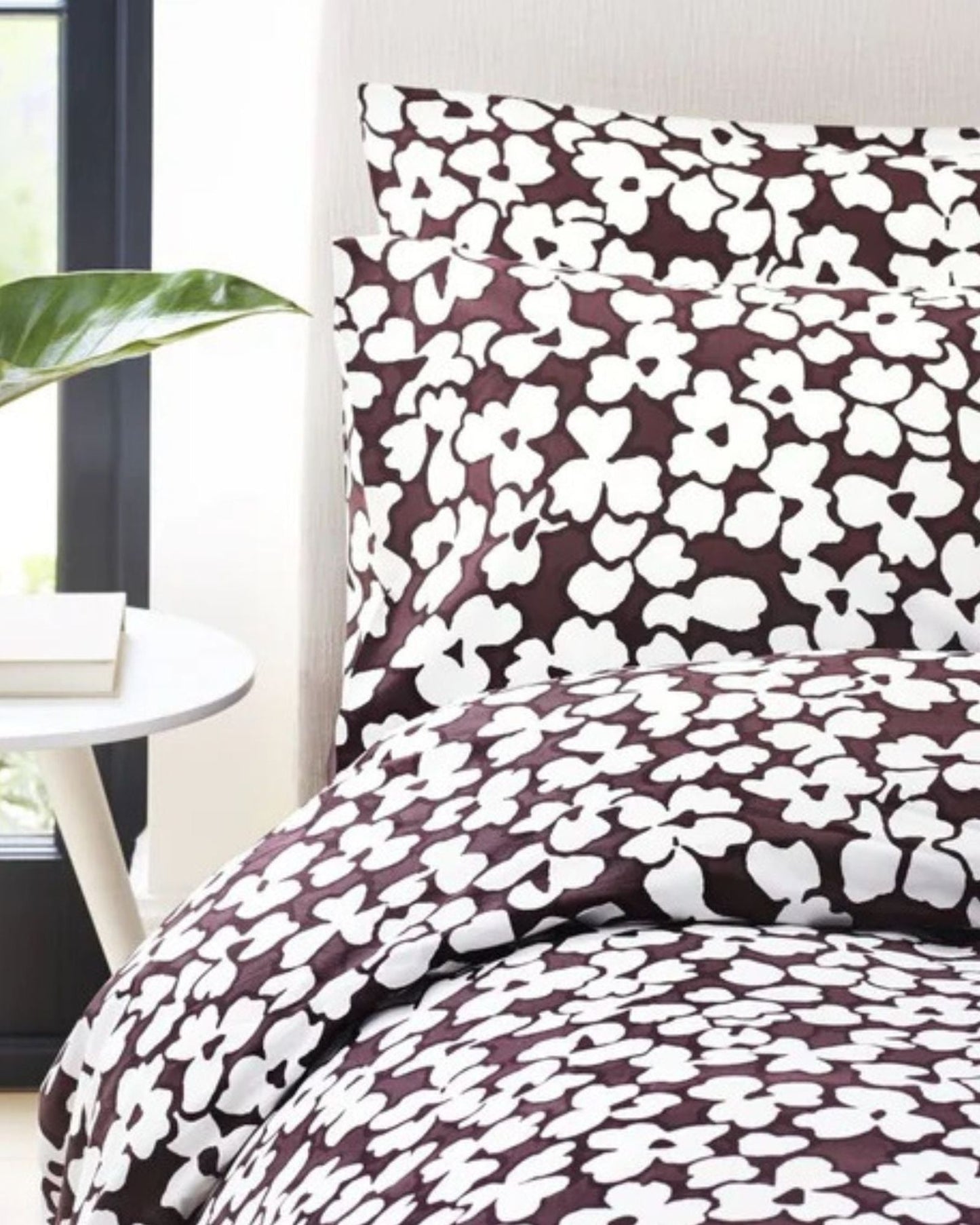 Jasper Conran "Abstract Floral Print" Duvet Cover Set in Chocolate