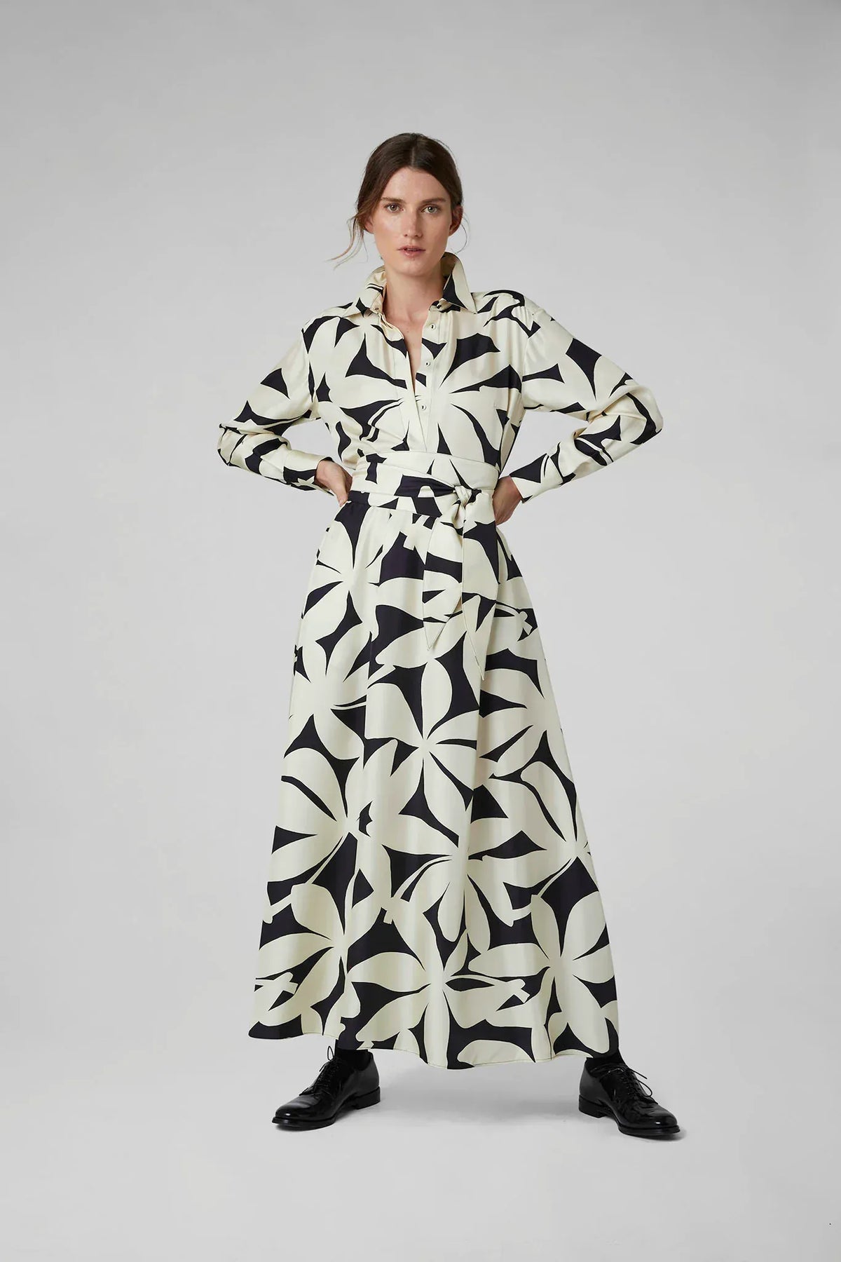 Gail Silk Twill Printed Shirt in Black
