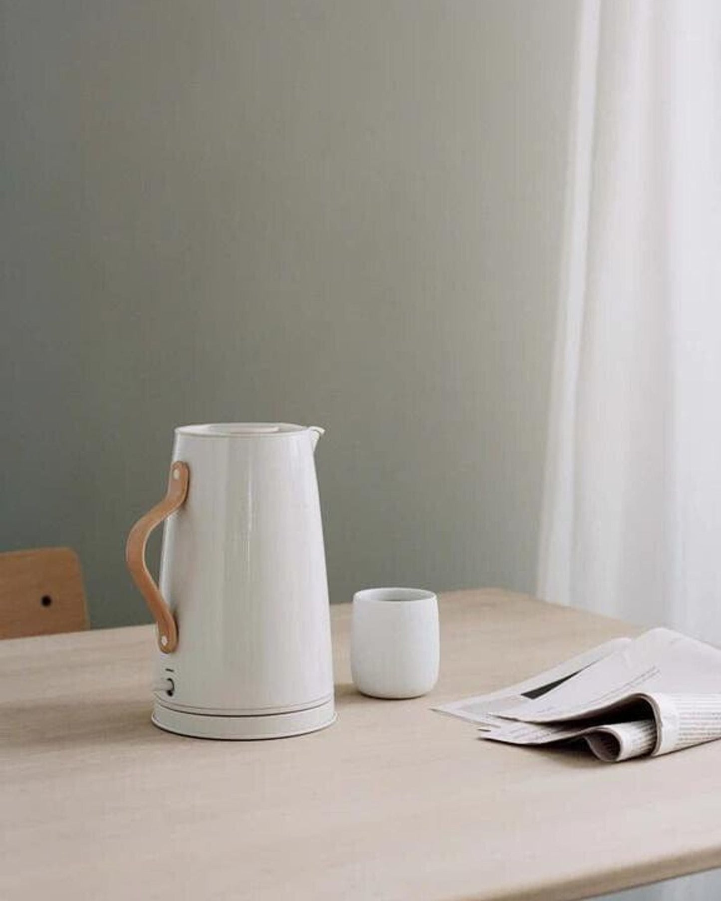 Stelton Emma Electric Kettle 1.2L White Chalk UK