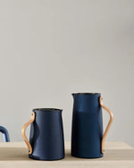Stelton Emma vacuum jug, tea -1 L dark blue x-201-7