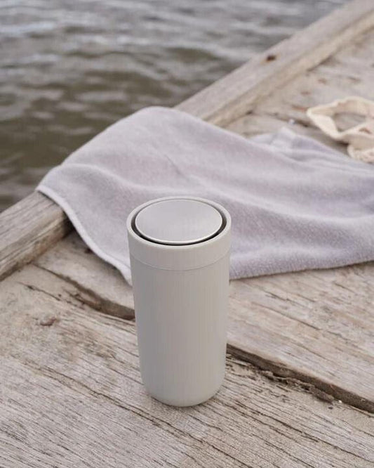 Stelton To-Go Click vacuum insulated cup 0.4 L soft light grey 685-13