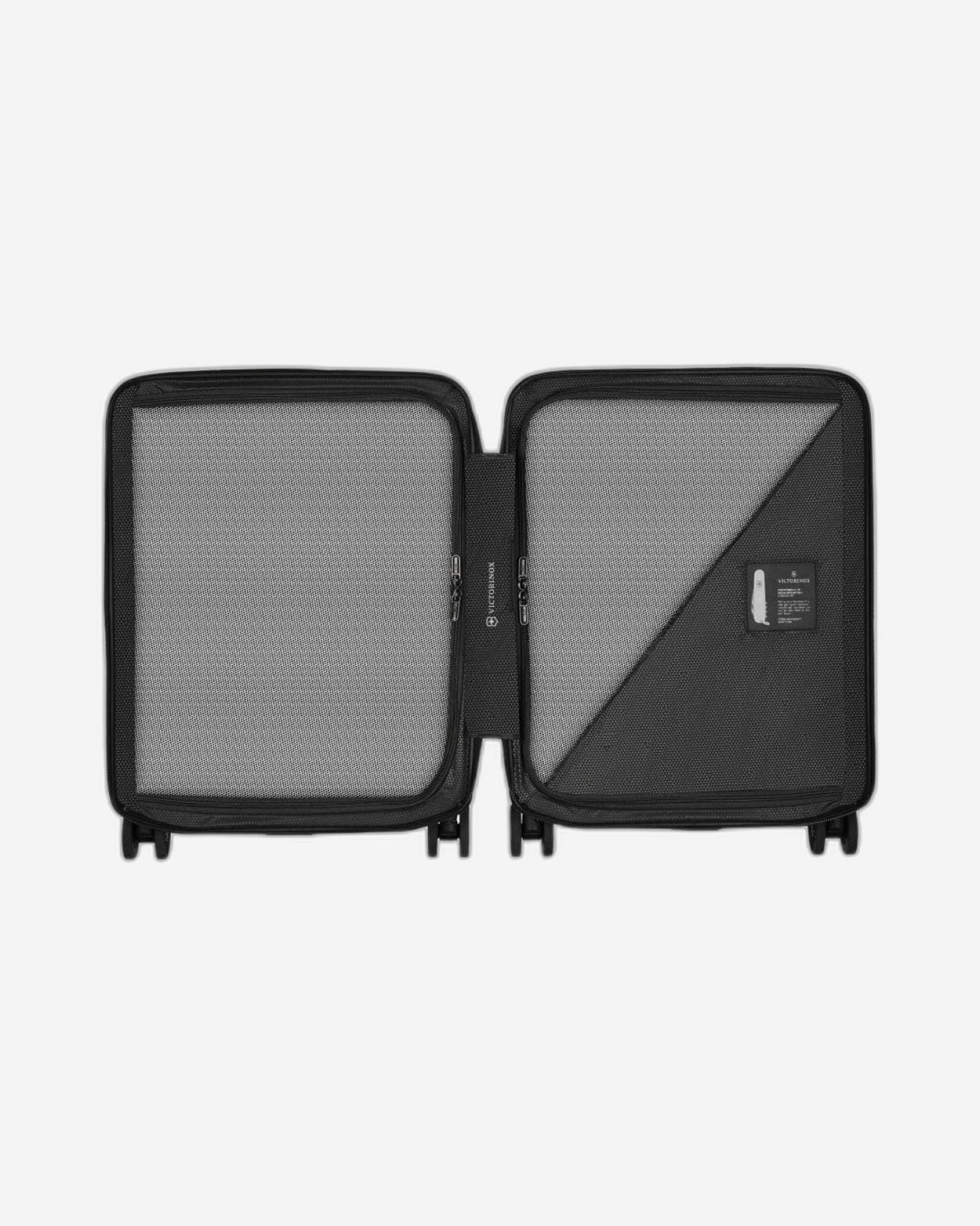 Victorinox Airox Lightweight