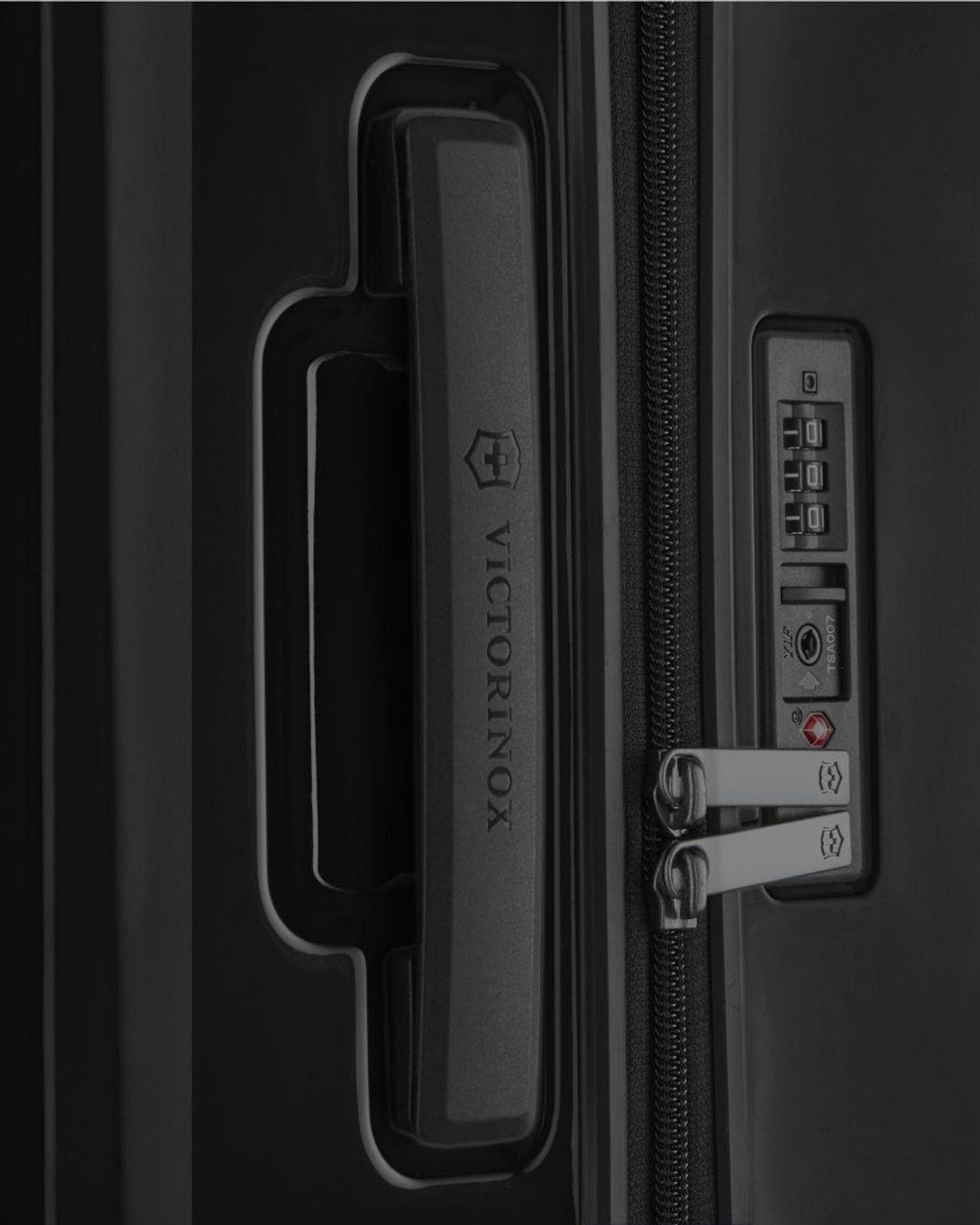 Victorinox Airox Lightweight