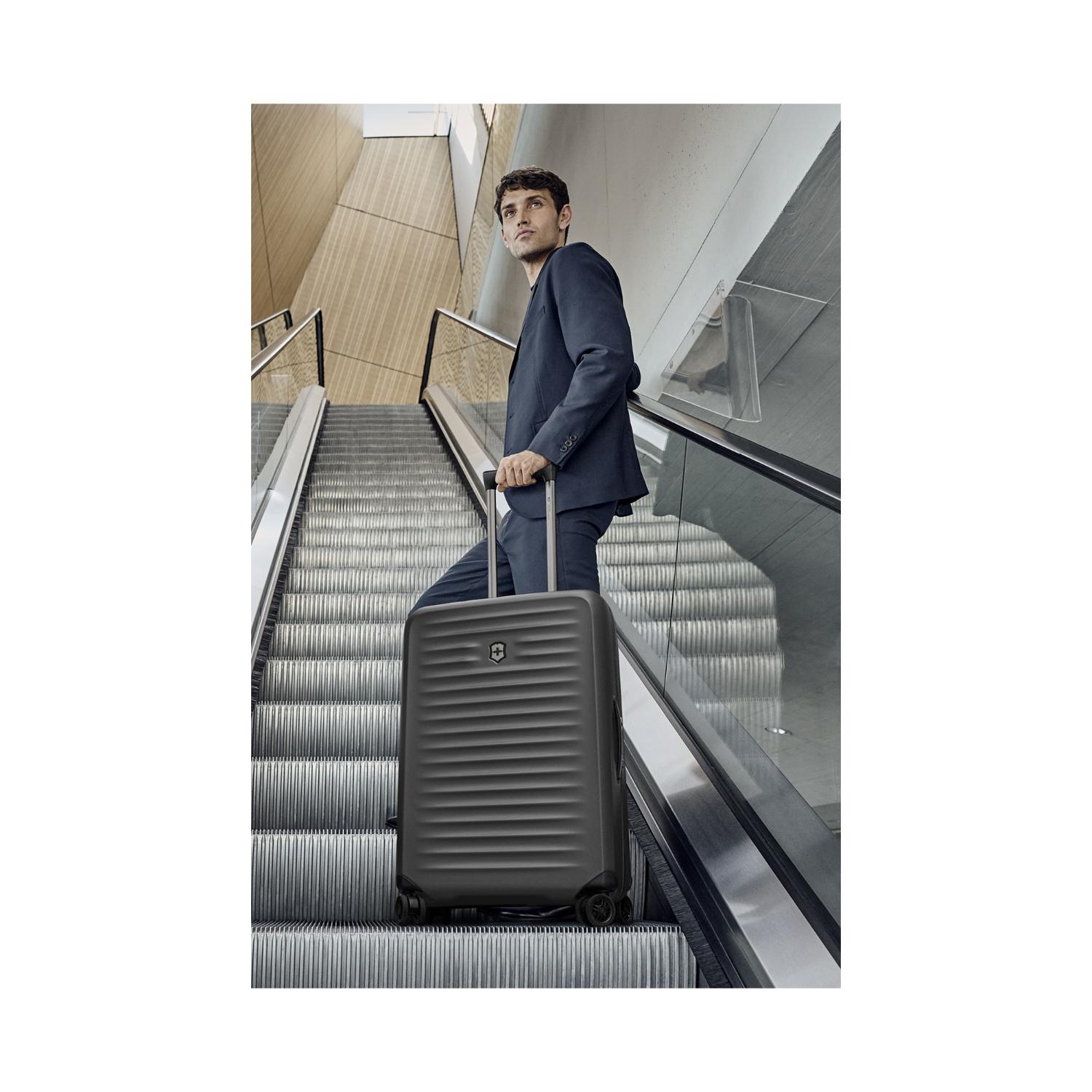 Victorinox Airox Advanced Global Expandable Hardcase Luggage Trolley