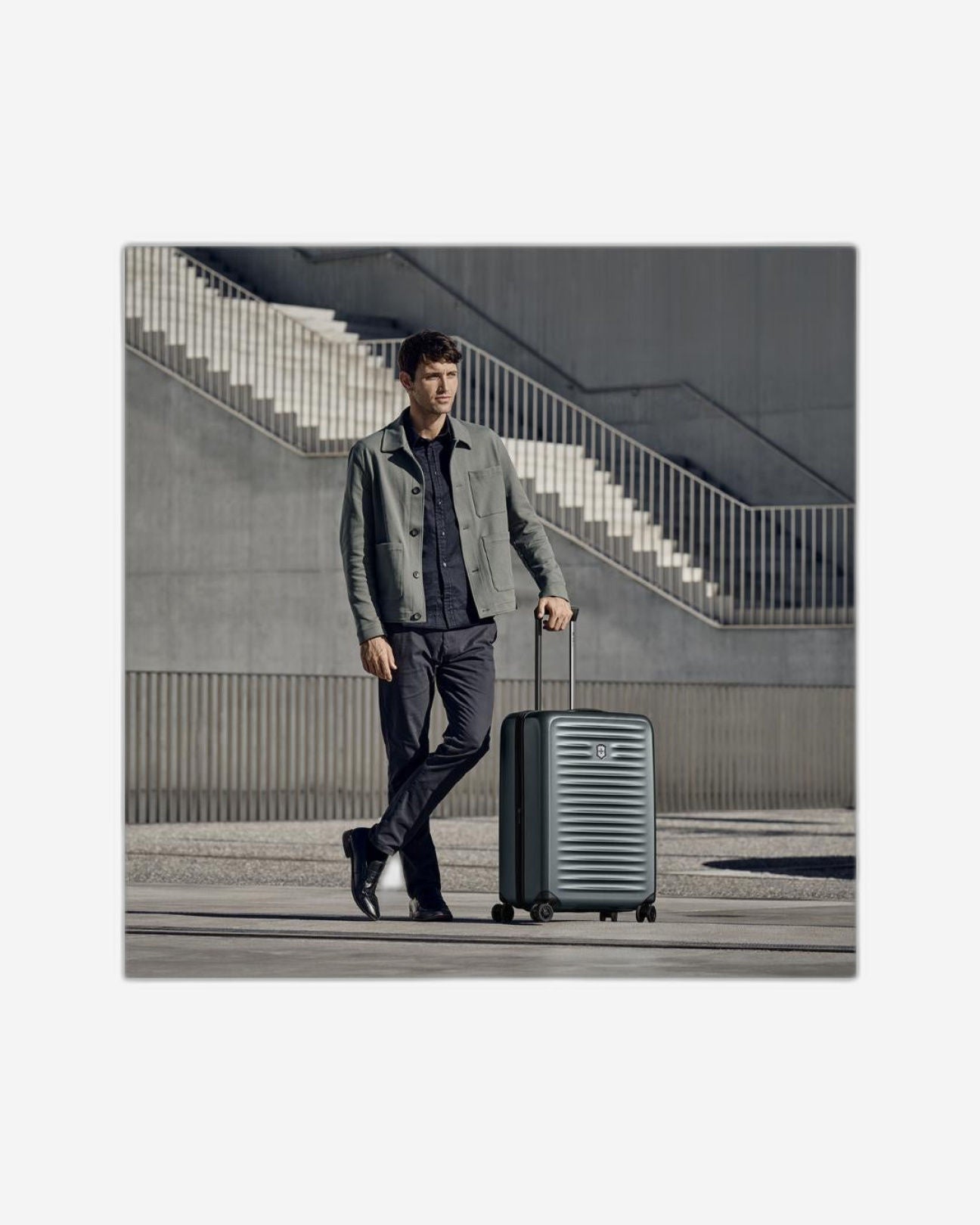 Victorinox Airox Advanced Global Expandable Hardcase Luggage Trolley