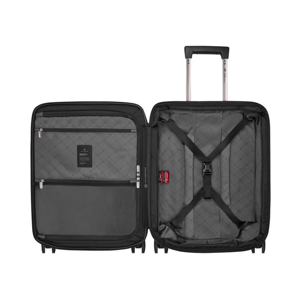 Victorinox Mythic Global Carry On Black