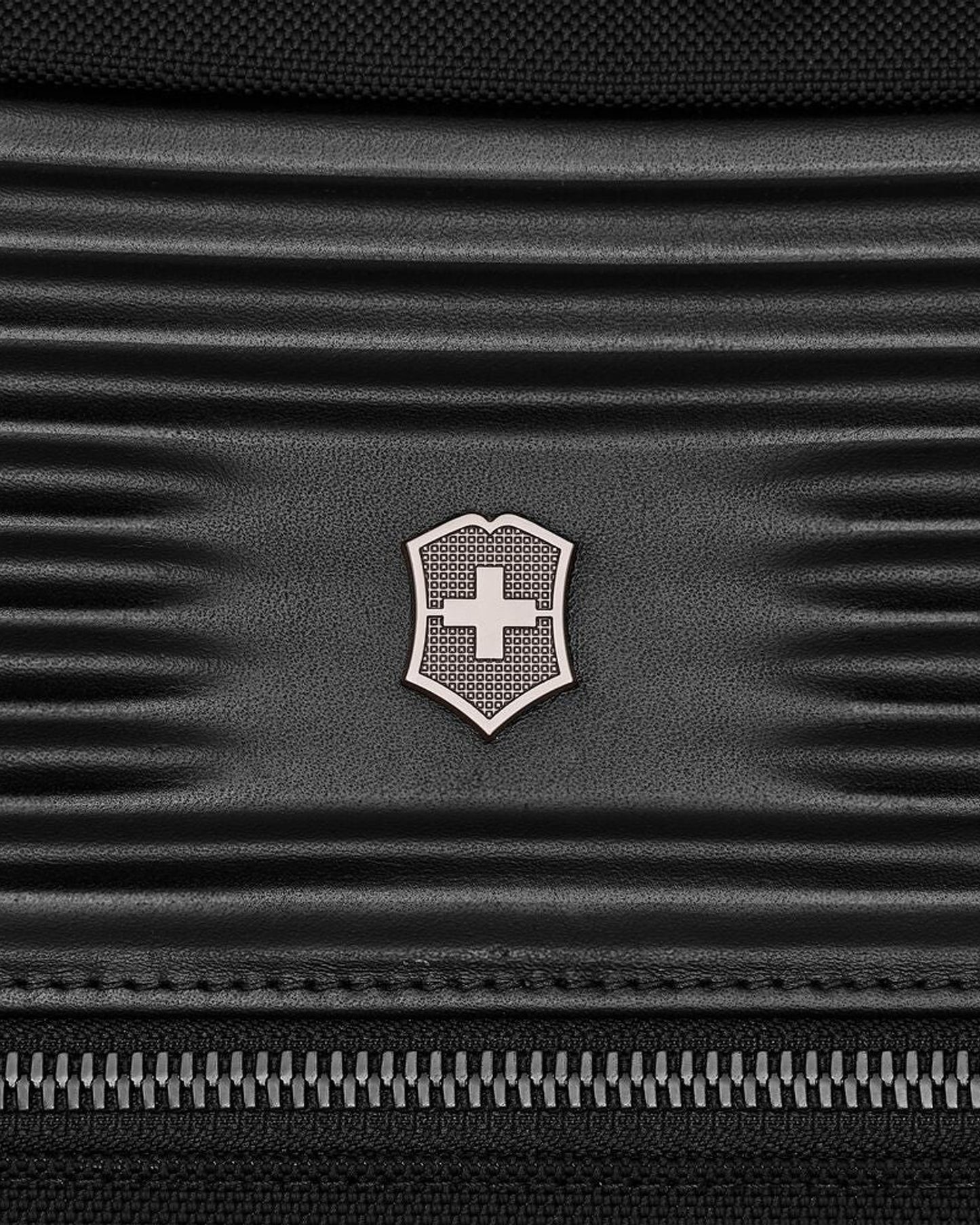 Victorinox Mythic Freqeuent Flyer Carry On Black