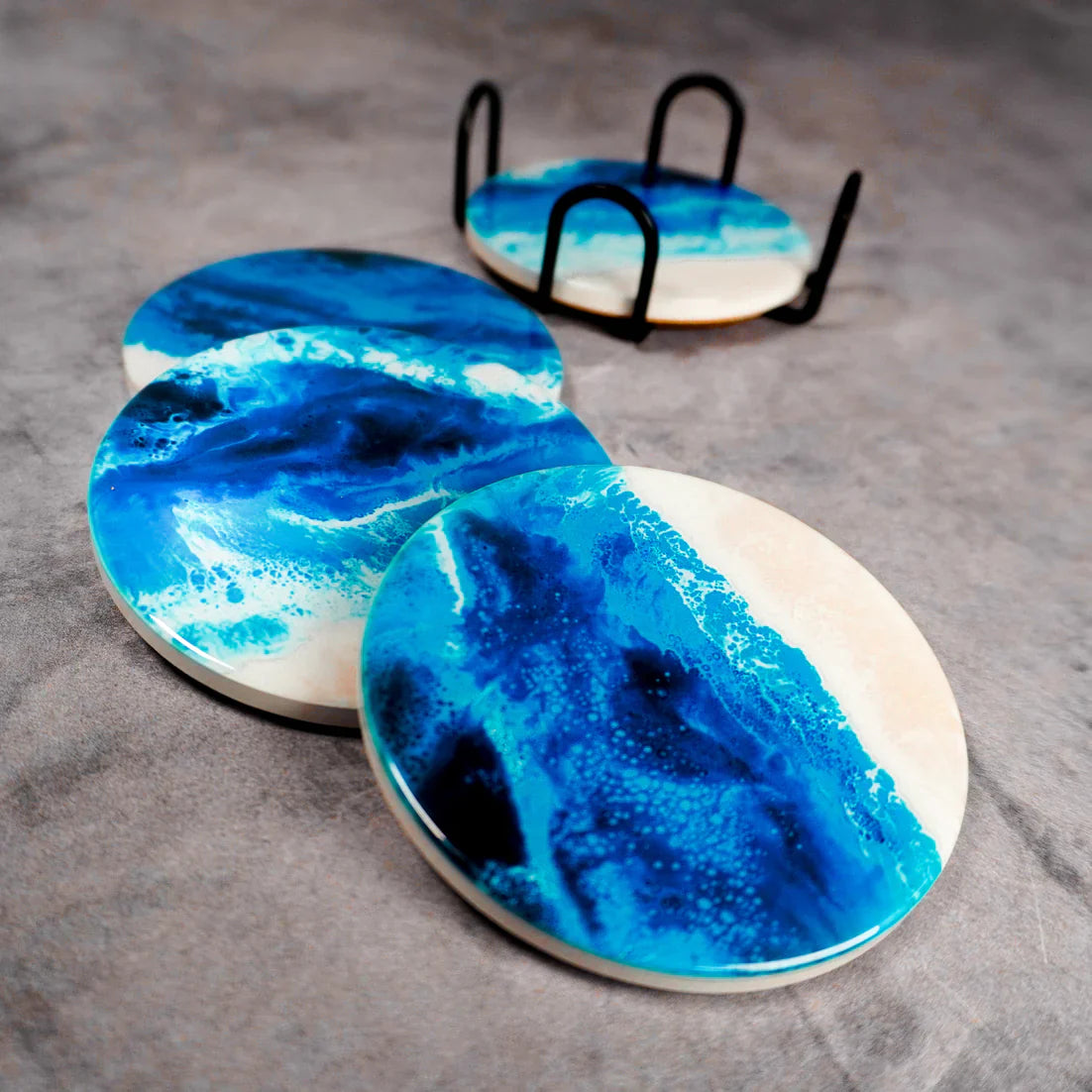 Lynn & Liana 4 Piece Printed Ceramic Coaster Set With Stand - Blue