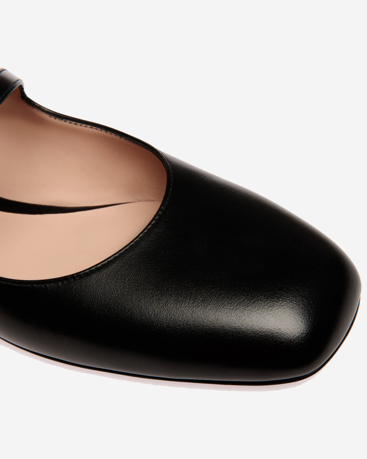 Bally Banya - Ballerina