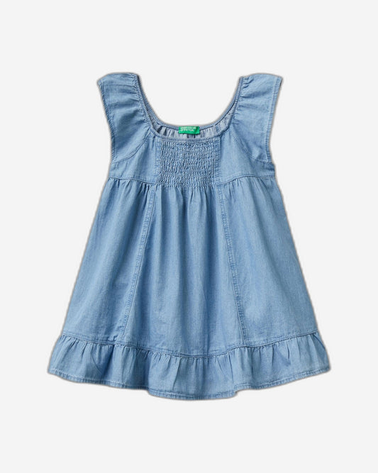 Dress in chambray with flounce