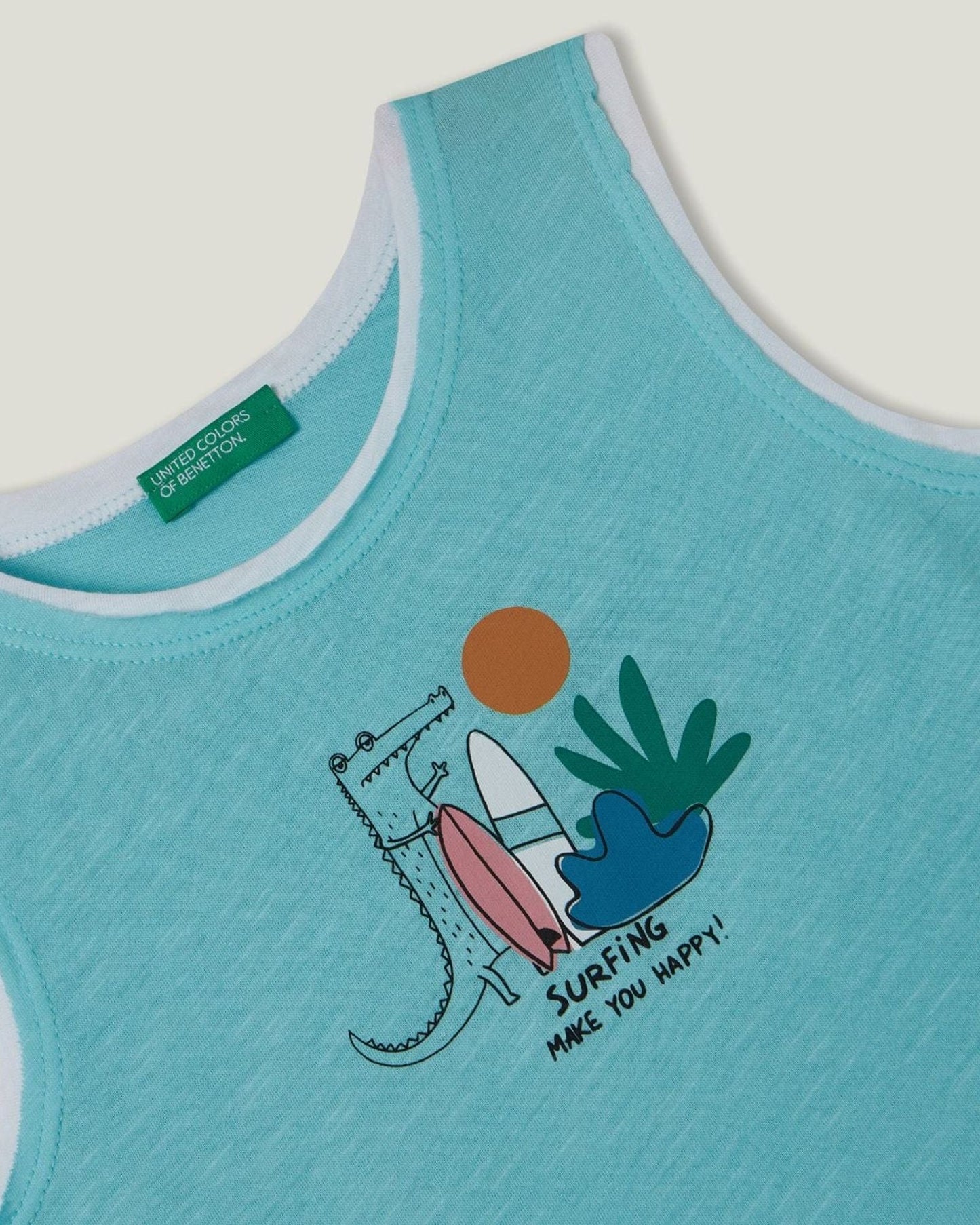 Lightweight tank top with print