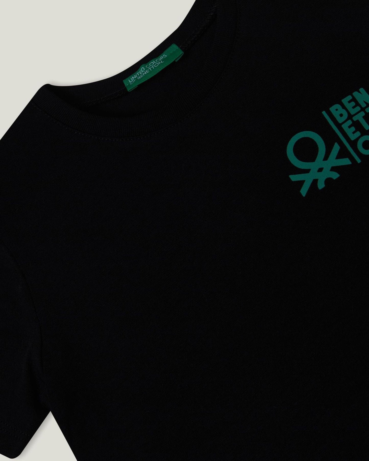 100% cotton t-shirt with logo