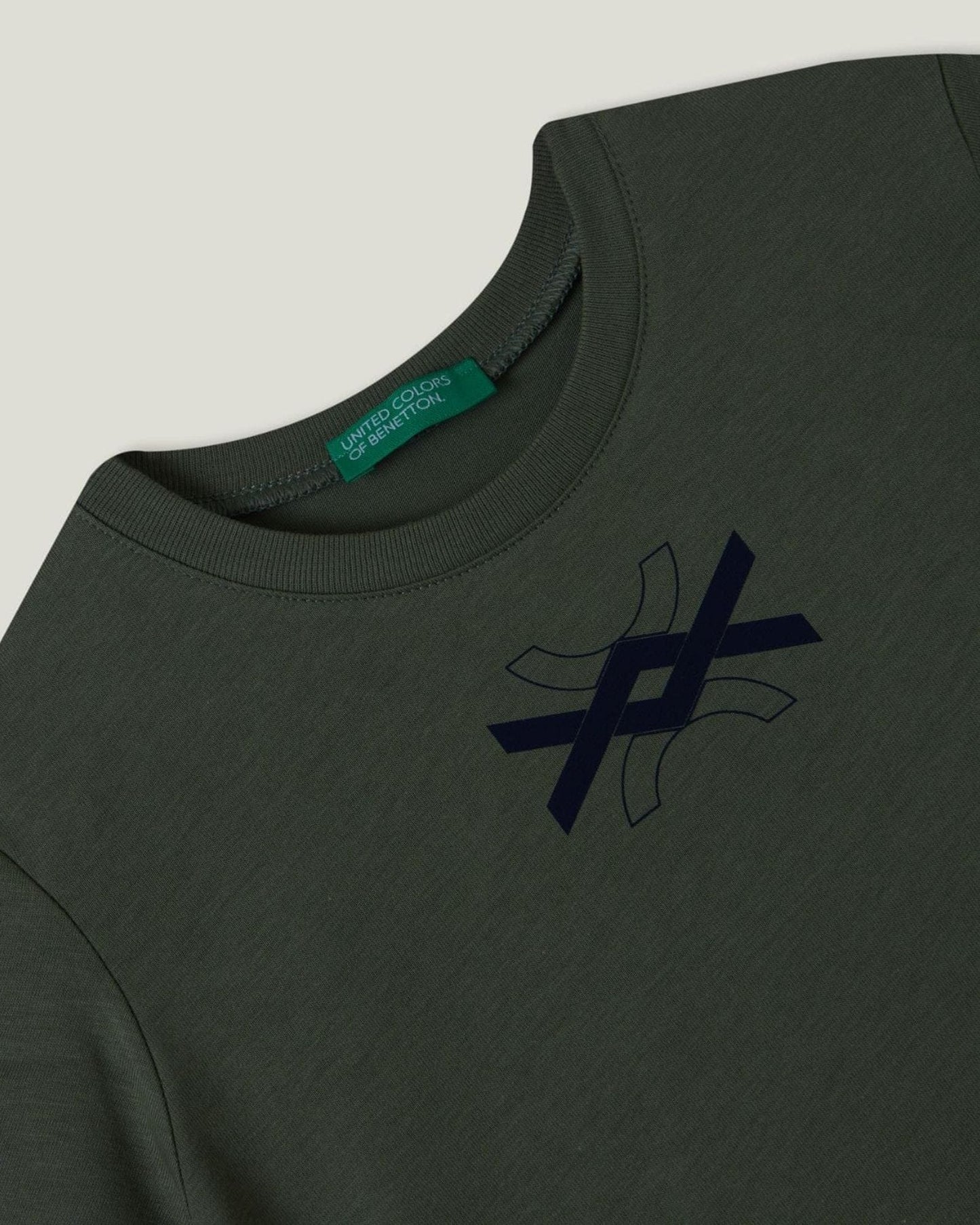 100% cotton t-shirt with logo