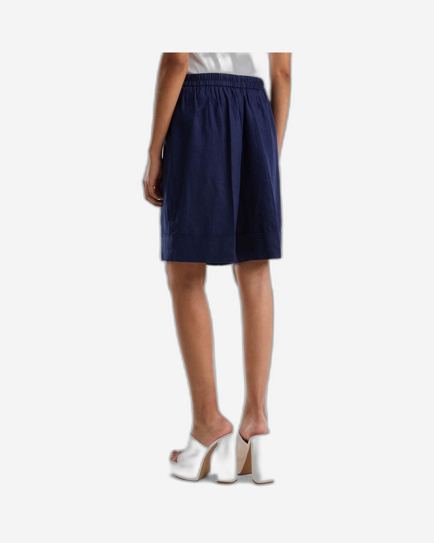 100% linen bermudas with cuffs