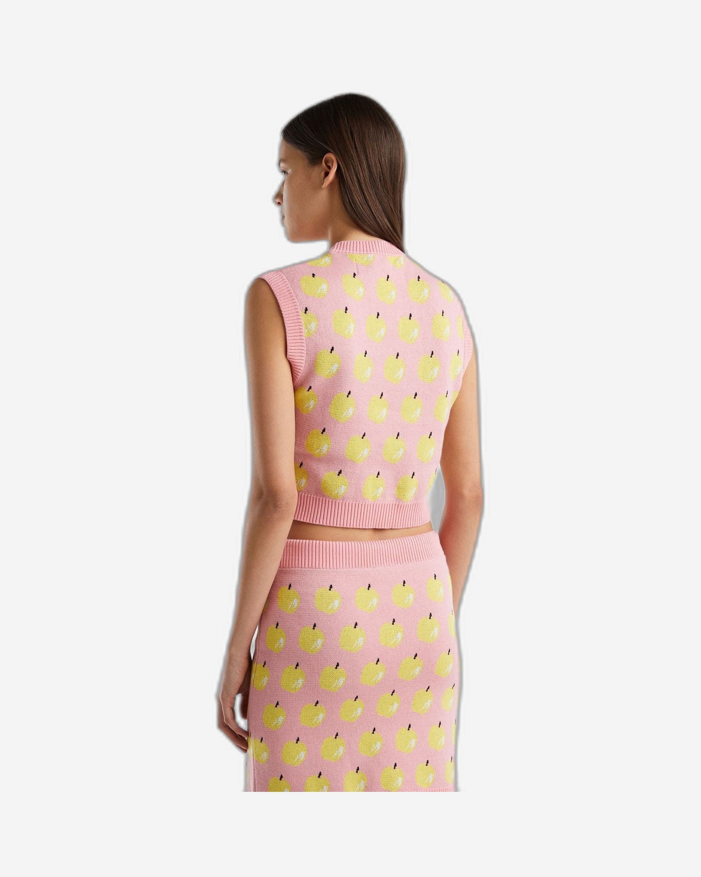 Vest with fruit pattern