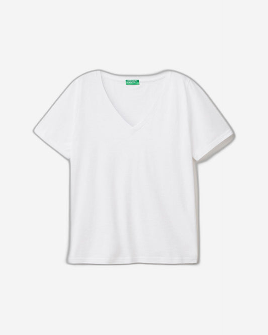 V-neck t-shirt in slub cotton